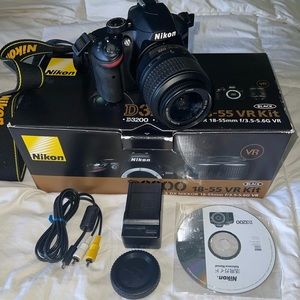 Nikon D3200 18-55 VR Kit Camera